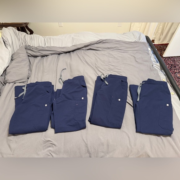 small petite yola skinny scrub pants - Picture 1 of 15